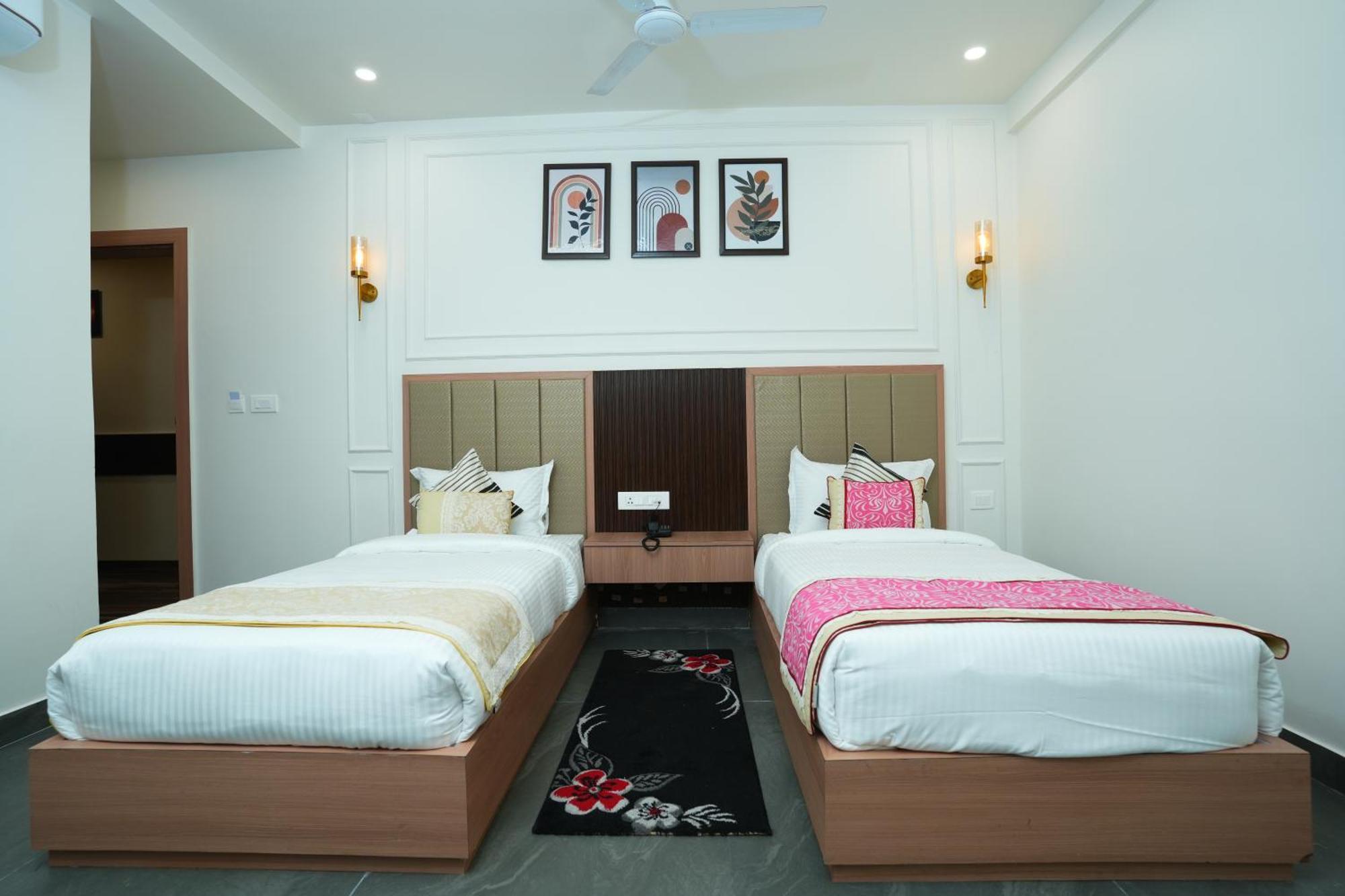 Anaya Retreat Hotel Varanasi Exterior photo